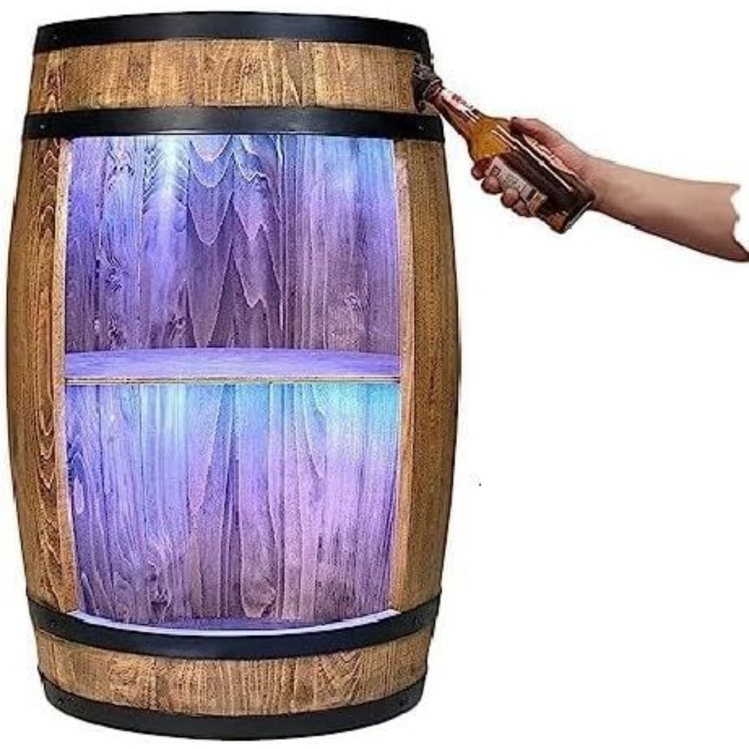 Un espace mieux organise grace a ce armoire a l'aspect bois, finition bois naturel