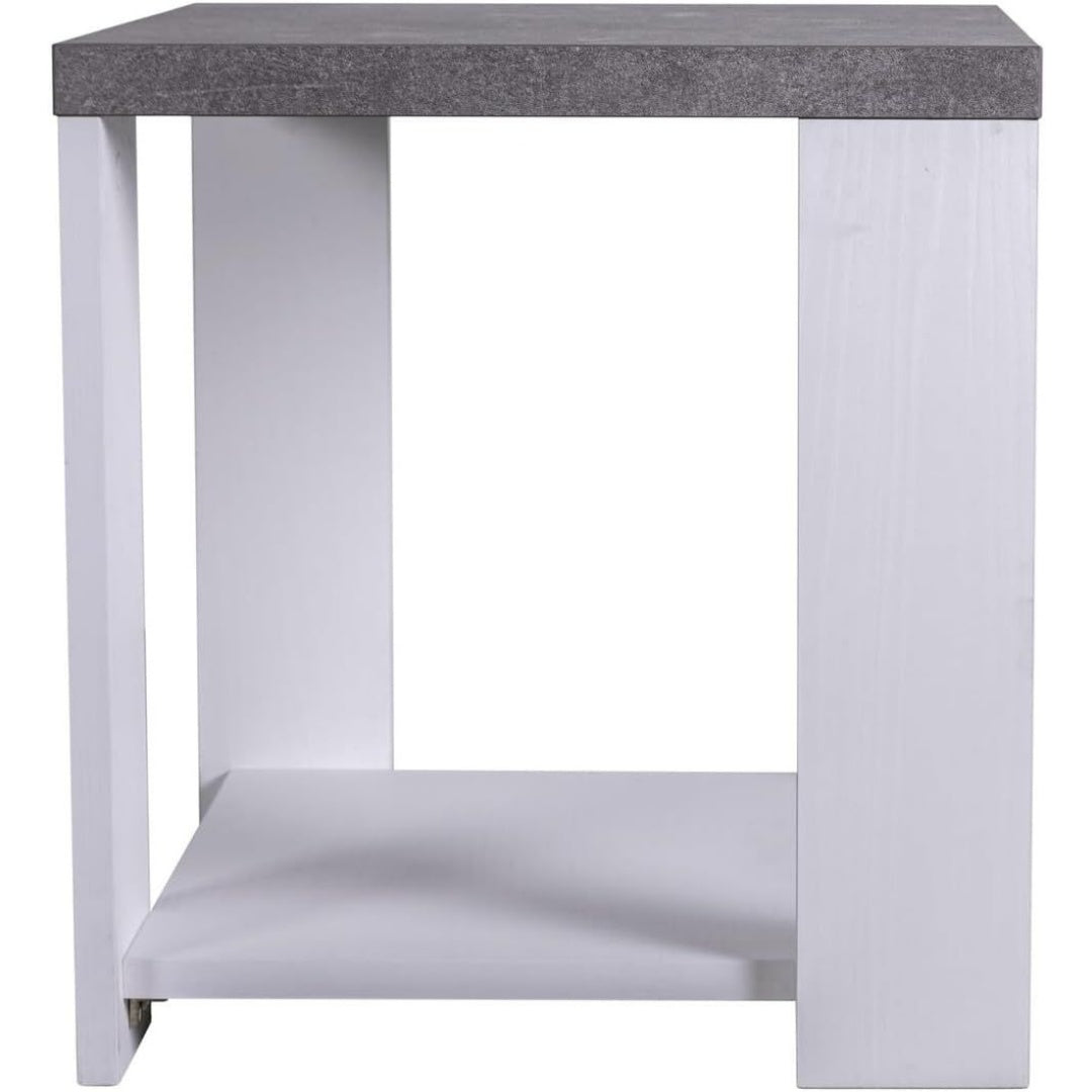 Une silhouette equilibree pour ce table basse avec portes, a l'aspect bois, teinte blanc et bois naturel